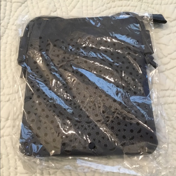 Crossbody Handbag Vegan Leather - Picture 5 of 8